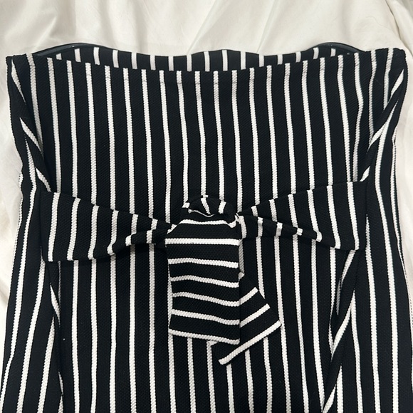 Strapless striped tube top - EXPRESS SIZE M - Picture 4 of 4